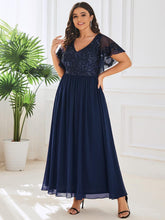 Plus Size A-Line V-Neck Short Sleeve Pleated Sequin Mother of the Bride Dress